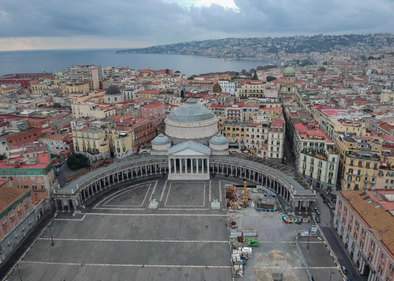 La Casa Di Raffaele Napoli Centro Panzió Kültér fotó